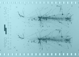 Similar to a spark chamber, streamer chambers were capable of very good resolution. This stereoscopic image is UA5 data from the 1980s.